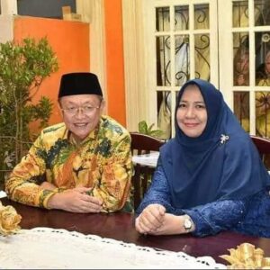 Hj.Rosita Endra orang awak Minangdo